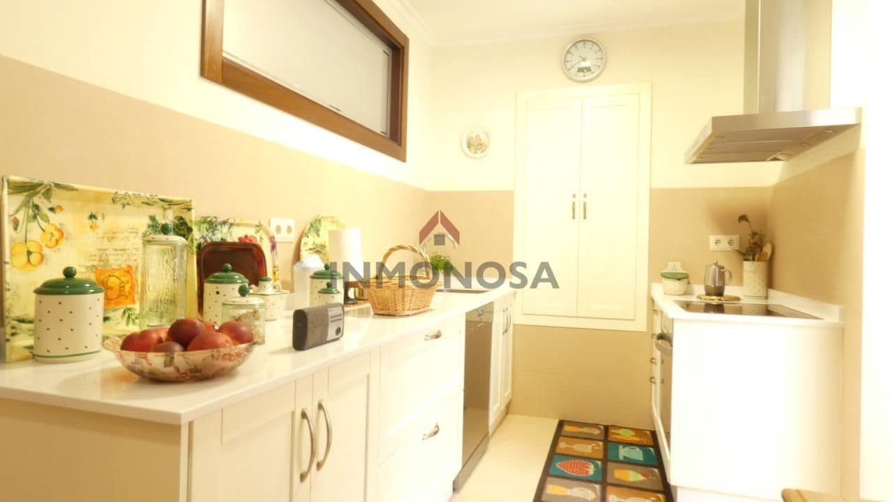 5 camera da letto Villa in vendita in Ferrol con garage - 380.000 € (Rif: 9591968)