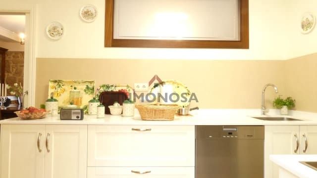 5 camera da letto Villa in vendita in Ferrol con garage - 380.000 € (Rif: 9591968)