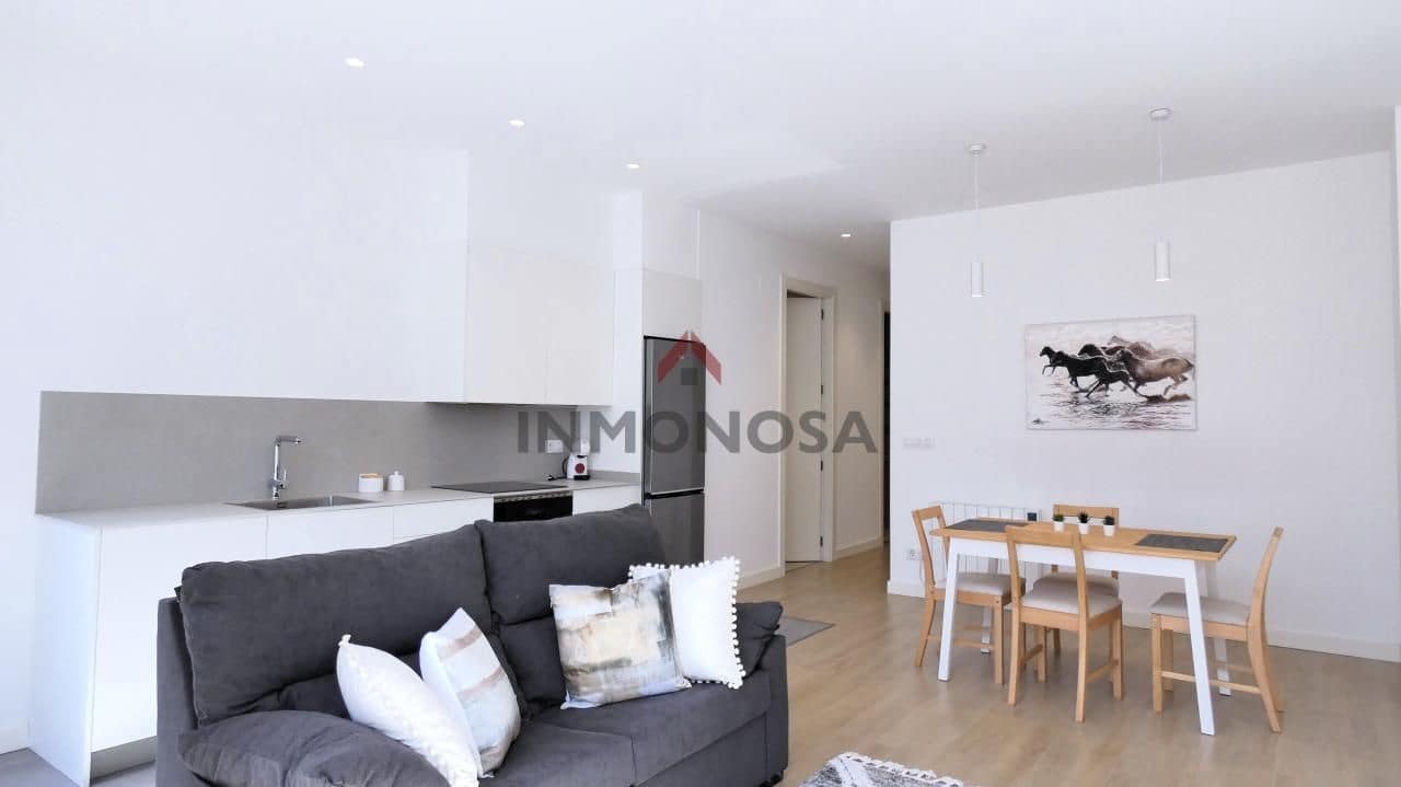 2 Zimmer Wohnung zu vermieten in Ferrol - 950 € (Ref: 9591971)