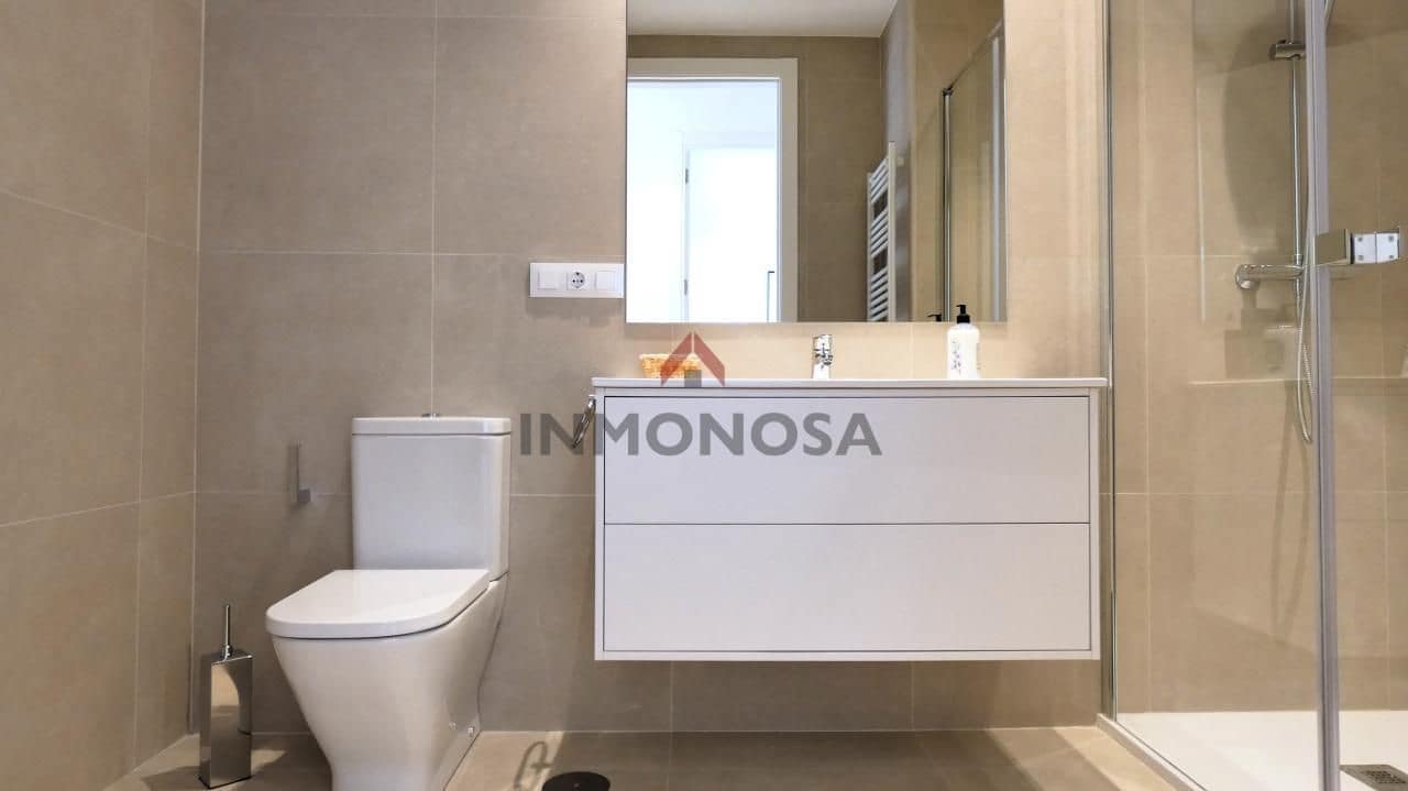 2 Zimmer Wohnung zu vermieten in Ferrol - 950 € (Ref: 9591971)