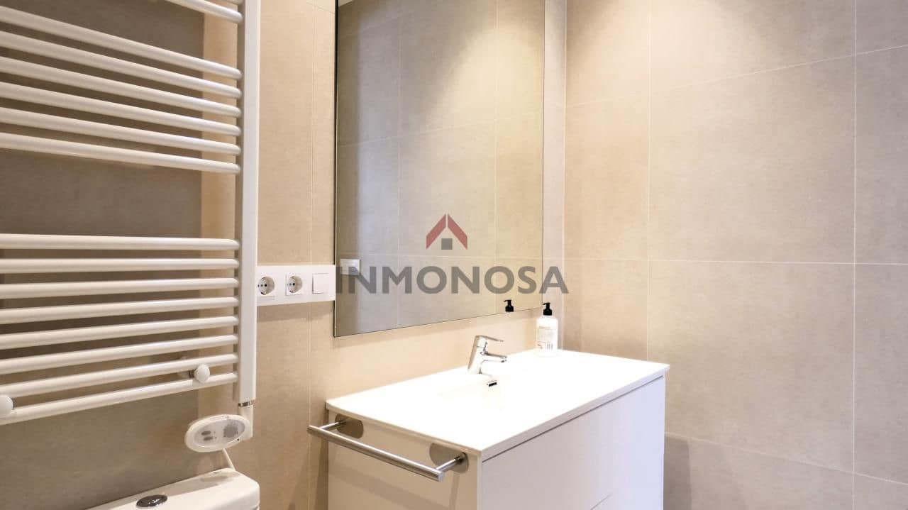 2 Zimmer Wohnung zu vermieten in Ferrol - 950 € (Ref: 9591971)