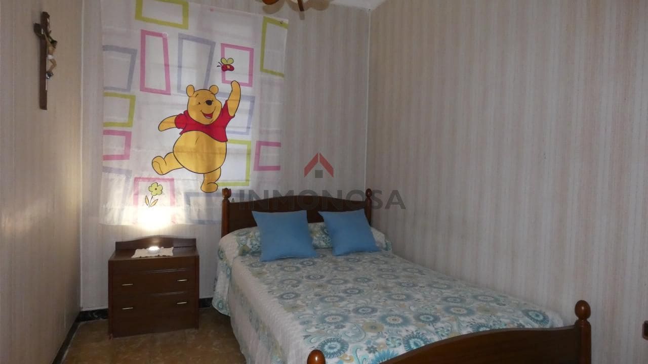 3 bedroom Apartment for sale in Ferrol - € 69,000 (Ref: 9591972)