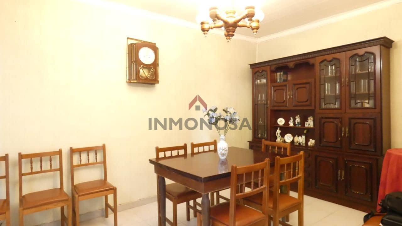 3 bedroom Apartment for sale in Ferrol - € 69,000 (Ref: 9591972)