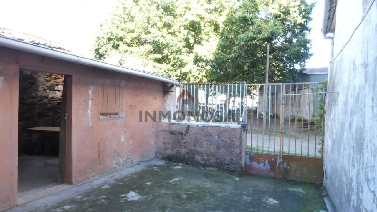 3 bedroom Apartment for sale in Ferrol - € 69,000 (Ref: 9591972)