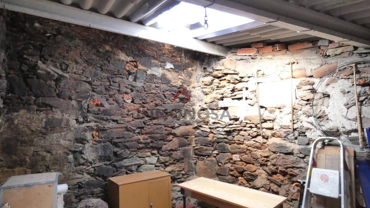 3 bedroom Apartment for sale in Ferrol - € 69,000 (Ref: 9591972)