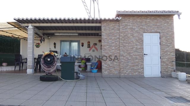 2 makuuhuone Maalaistalo myytävänä paikassa Fene mukana 
autotalli - 200 000 € (Ref: 9591976)