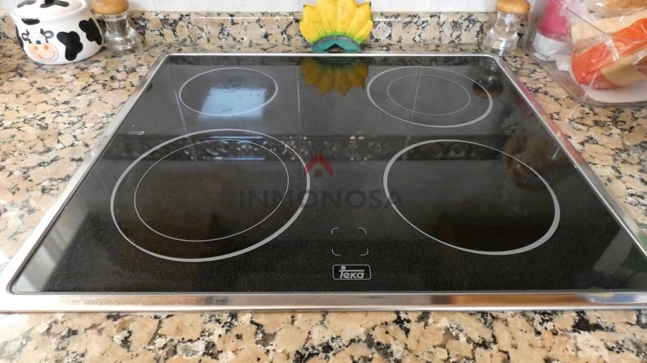 2 makuuhuone Maalaistalo myytävänä paikassa Fene mukana 
autotalli - 200 000 € (Ref: 9591976)