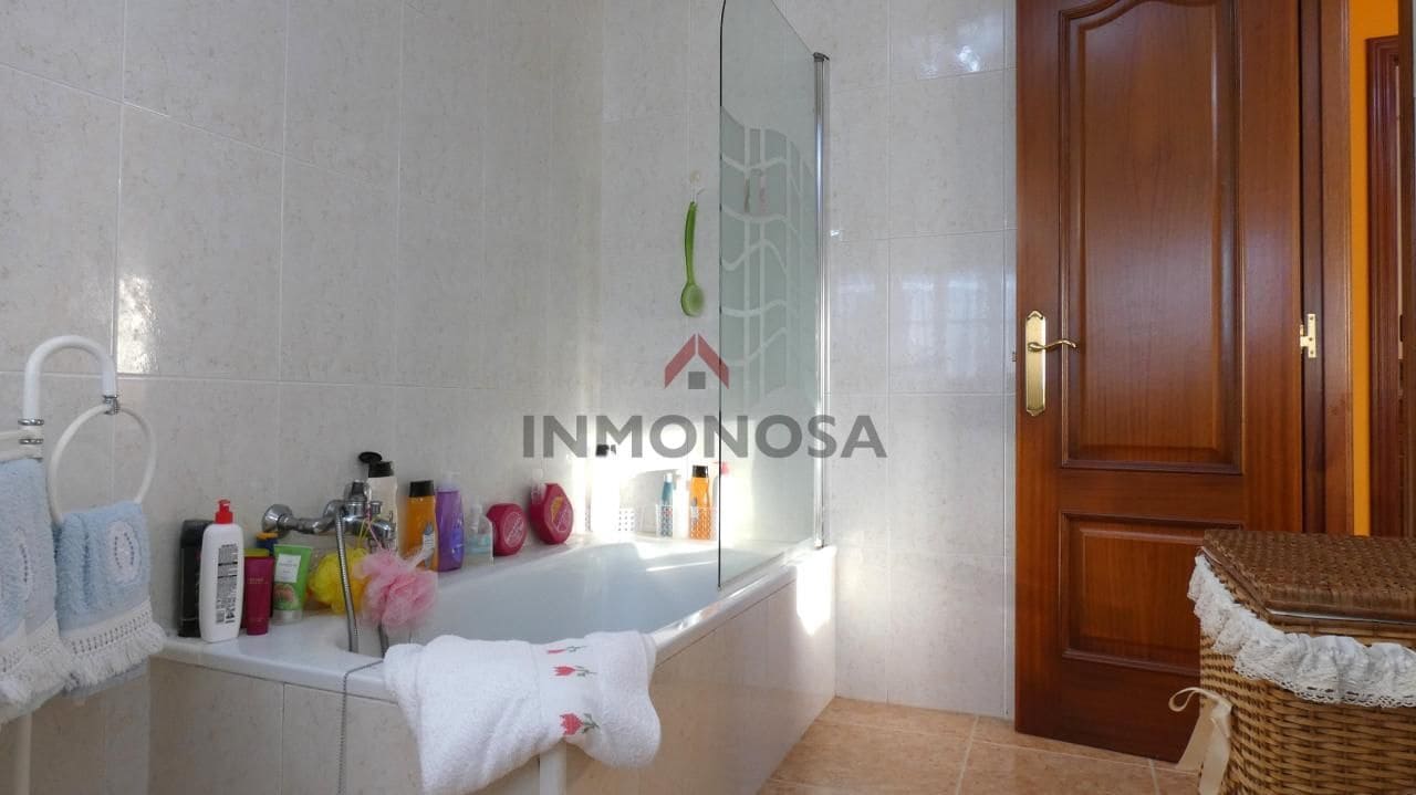 2 makuuhuone Maalaistalo myytävänä paikassa Fene mukana 
autotalli - 200 000 € (Ref: 9591976)