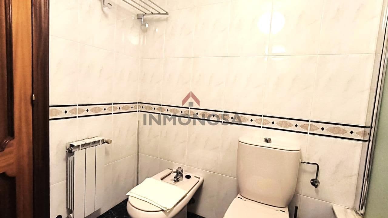 3 Zimmer Wohnung zu vermieten in Ferrol mit Garage - 800 € (Ref: 9591980)