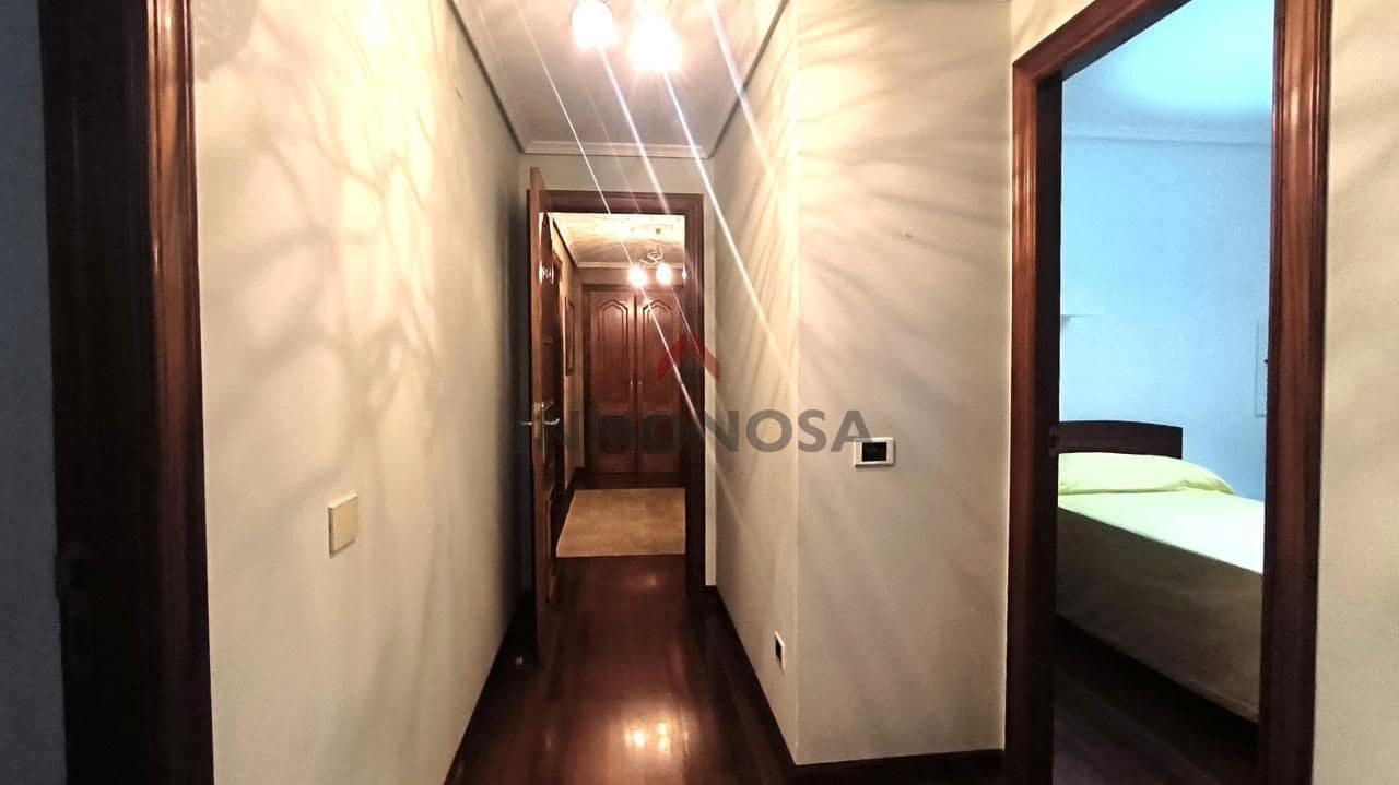 3 Zimmer Wohnung zu vermieten in Ferrol mit Garage - 800 € (Ref: 9591980)