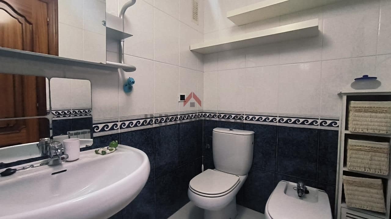 3 Zimmer Wohnung zu vermieten in Ferrol mit Garage - 800 € (Ref: 9591980)