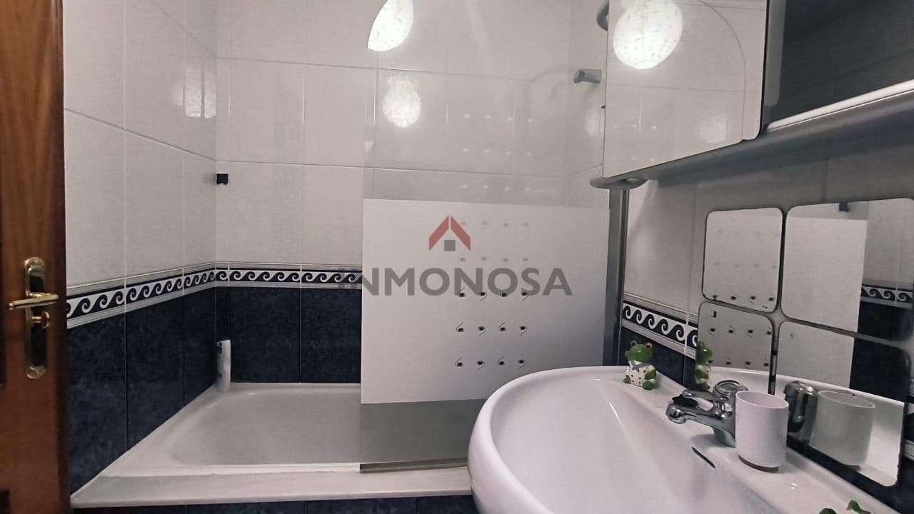 3 Zimmer Wohnung zu vermieten in Ferrol mit Garage - 800 € (Ref: 9591980)