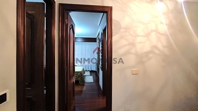 3 Zimmer Wohnung zu vermieten in Ferrol mit Garage - 800 € (Ref: 9591980)