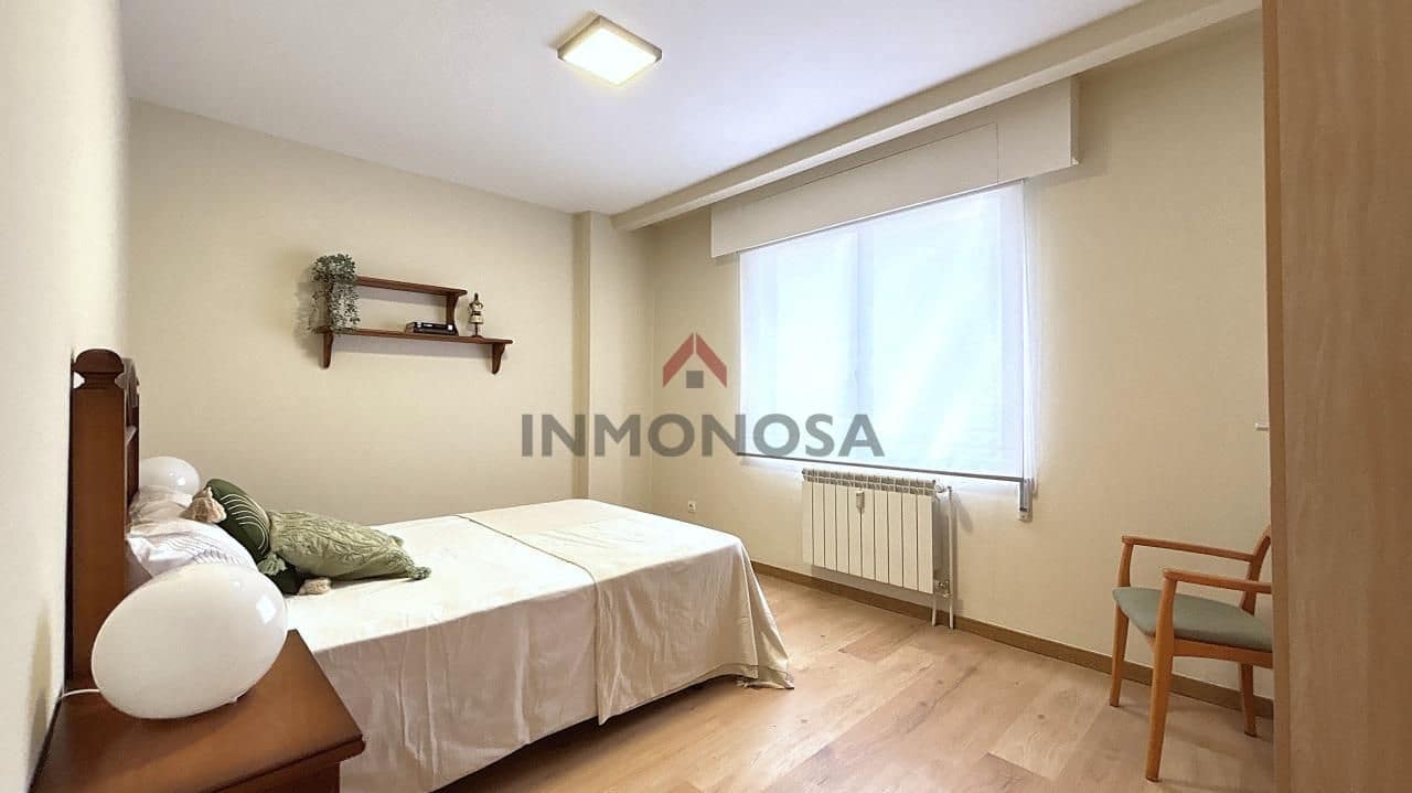 3 Zimmer Wohnung zu vermieten in Ferrol mit Garage - 700 € (Ref: 9591981)