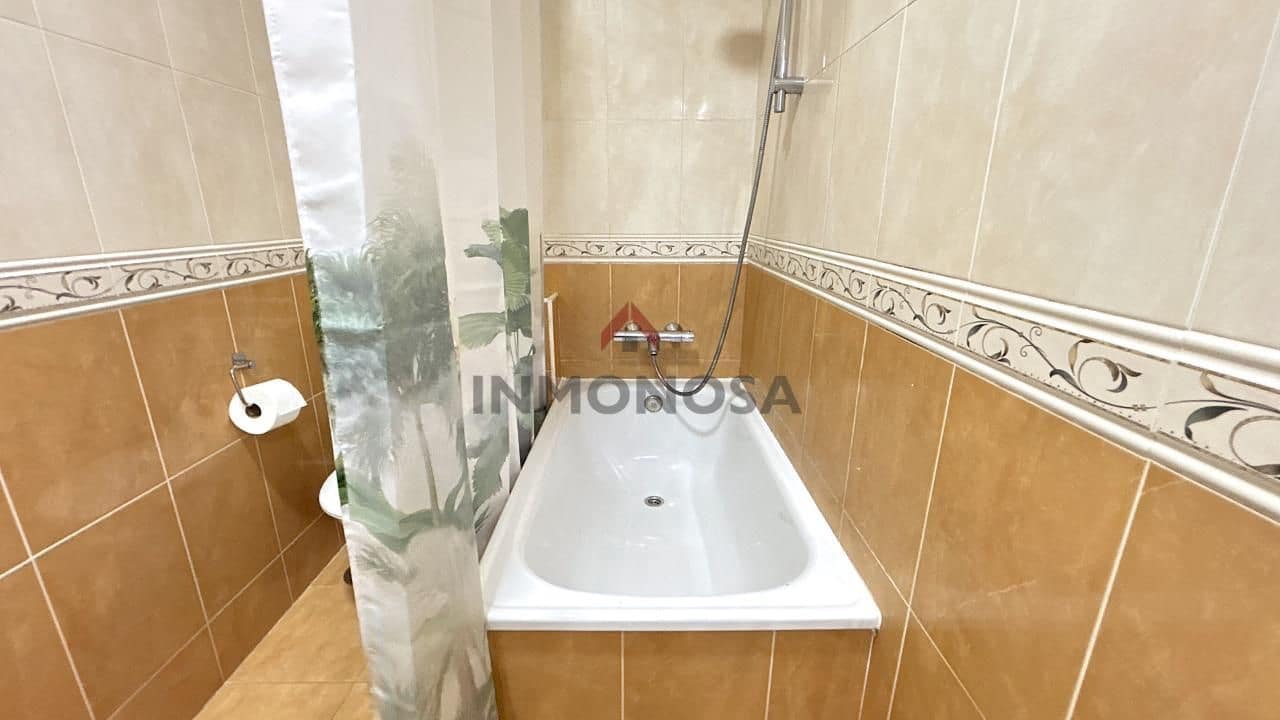 3 Zimmer Wohnung zu vermieten in Ferrol mit Garage - 700 € (Ref: 9591981)