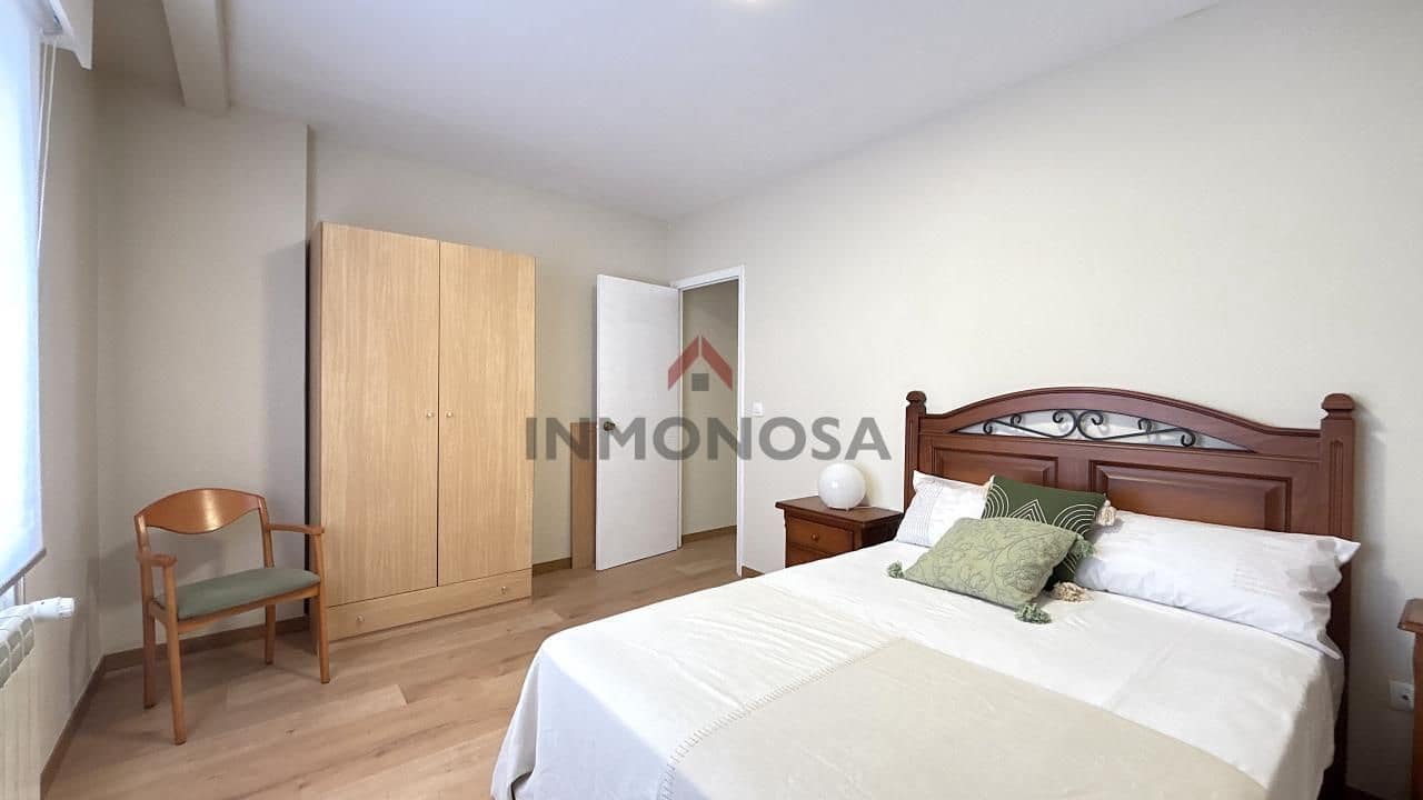 3 Zimmer Wohnung zu vermieten in Ferrol mit Garage - 700 € (Ref: 9591981)