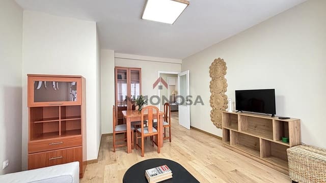3 bedroom Flat for rent in Ferrol with garage - € 700 (Ref: 9591981)