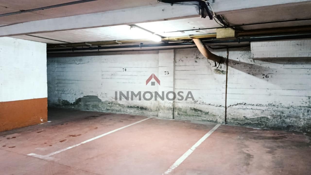 3 Zimmer Wohnung zu vermieten in Ferrol mit Garage - 700 € (Ref: 9591981)