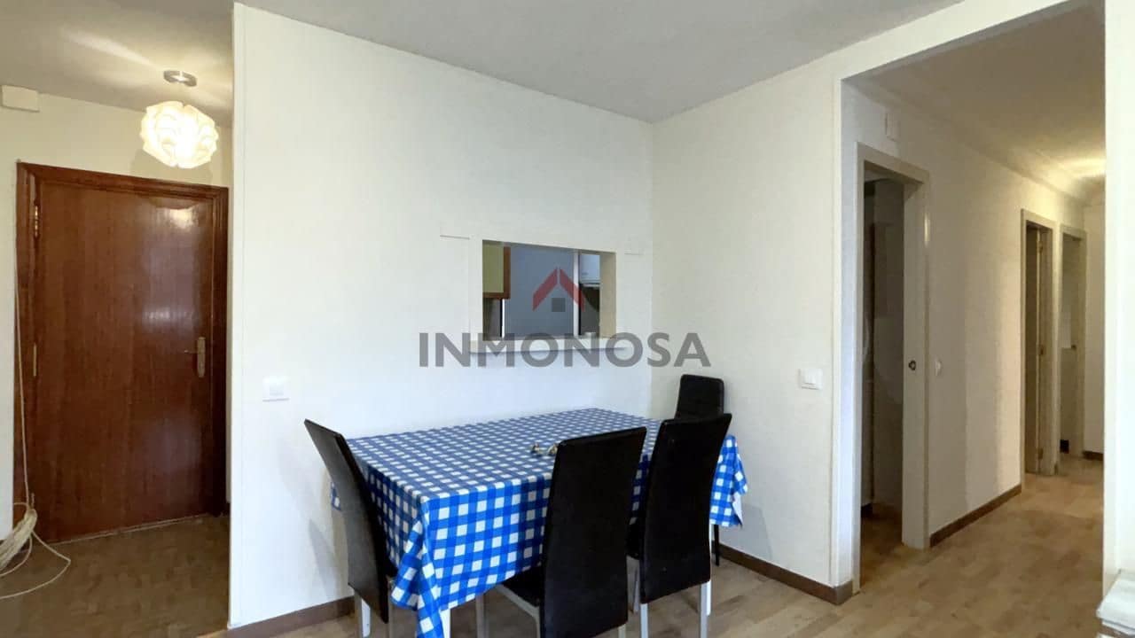 4 Zimmer Wohnung zu vermieten in Ferrol - 800 € (Ref: 9591982)