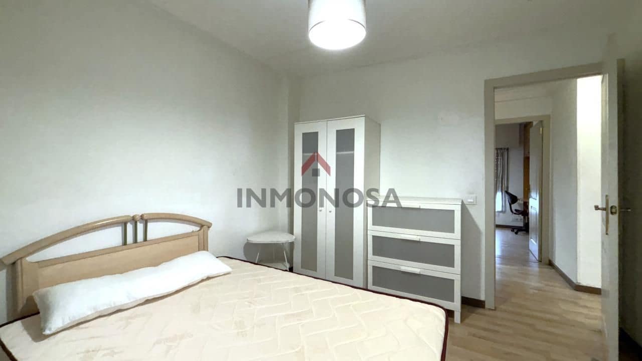 4 Zimmer Wohnung zu vermieten in Ferrol - 800 € (Ref: 9591982)