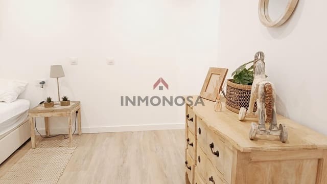 1 bedroom Apartment for rent in Ferrol - € 700 (Ref: 9591983)