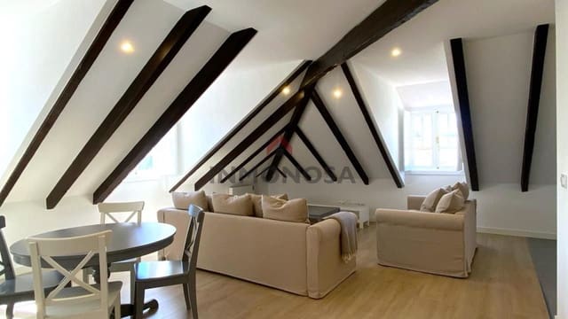 2 bedroom Penthouse for rent in Ferrol - € 950 (Ref: 9591985)