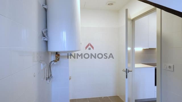 2 bedroom Penthouse for rent in Ferrol - € 950 (Ref: 9591985)