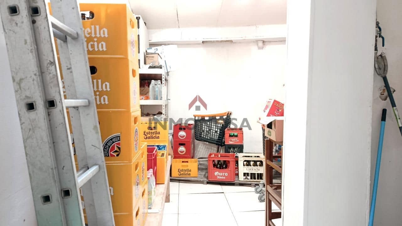 Commercial for sale in Ferrol - € 105,000 (Ref: 9591986)