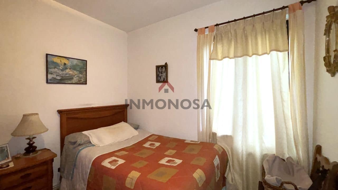 2 makuuhuone Maalaistalo myytävänä paikassa Ferrol - 200 000 € (Ref: 9591989)