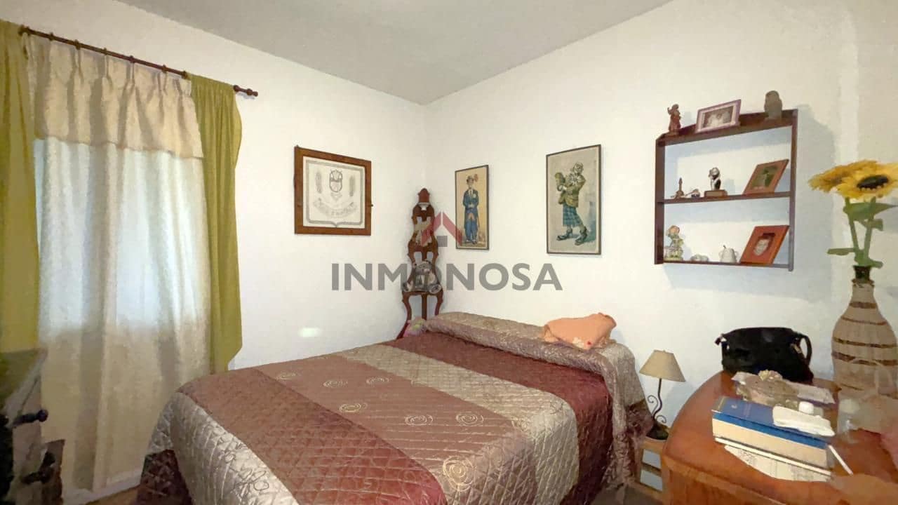 2 makuuhuone Maalaistalo myytävänä paikassa Ferrol - 200 000 € (Ref: 9591989)