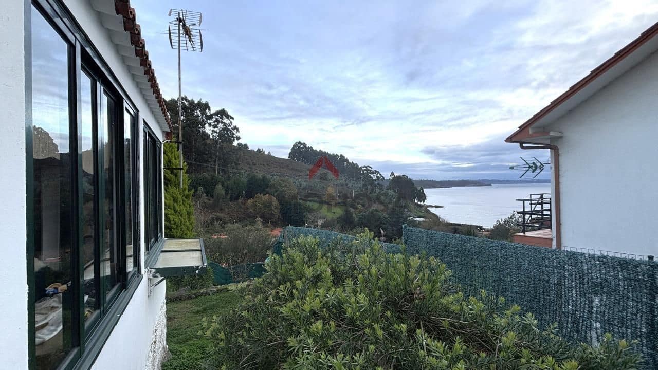 2 makuuhuone Maalaistalo myytävänä paikassa Ferrol - 200 000 € (Ref: 9591989)