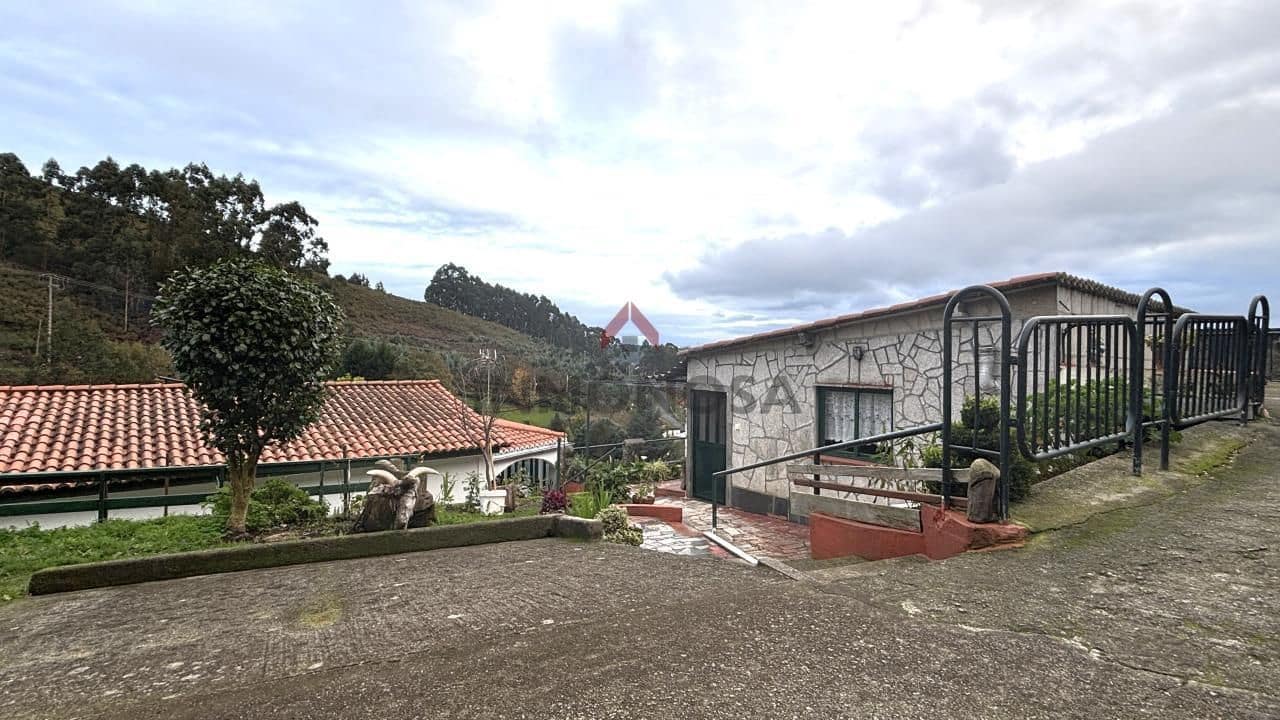 2 makuuhuone Maalaistalo myytävänä paikassa Ferrol - 200 000 € (Ref: 9591989)