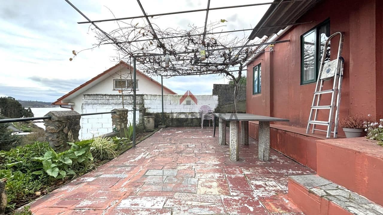2 makuuhuone Maalaistalo myytävänä paikassa Ferrol - 200 000 € (Ref: 9591989)