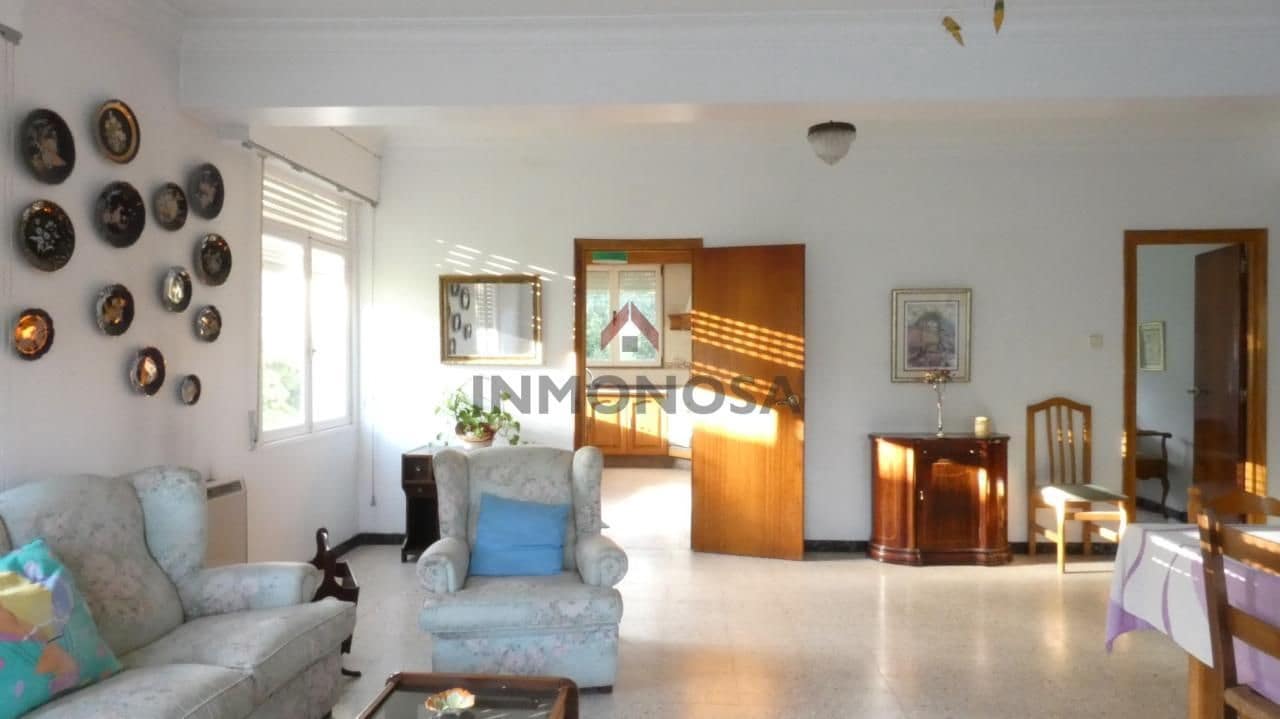 8 makuuhuone Maalaistalo myytävänä paikassa Ferrol mukana 
autotalli - 250 000 € (Ref: 9591992)