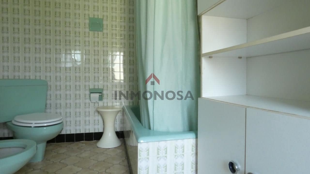 8 makuuhuone Maalaistalo myytävänä paikassa Ferrol mukana 
autotalli - 250 000 € (Ref: 9591992)