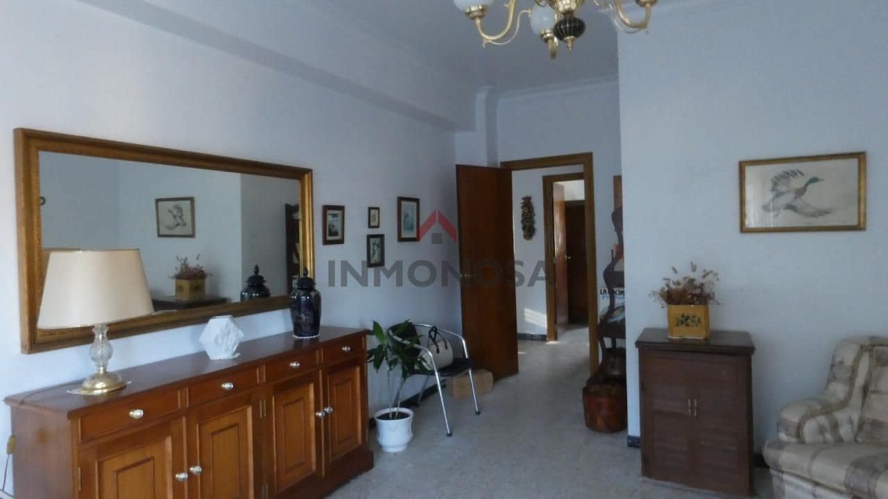 8 makuuhuone Maalaistalo myytävänä paikassa Ferrol mukana 
autotalli - 250 000 € (Ref: 9591992)