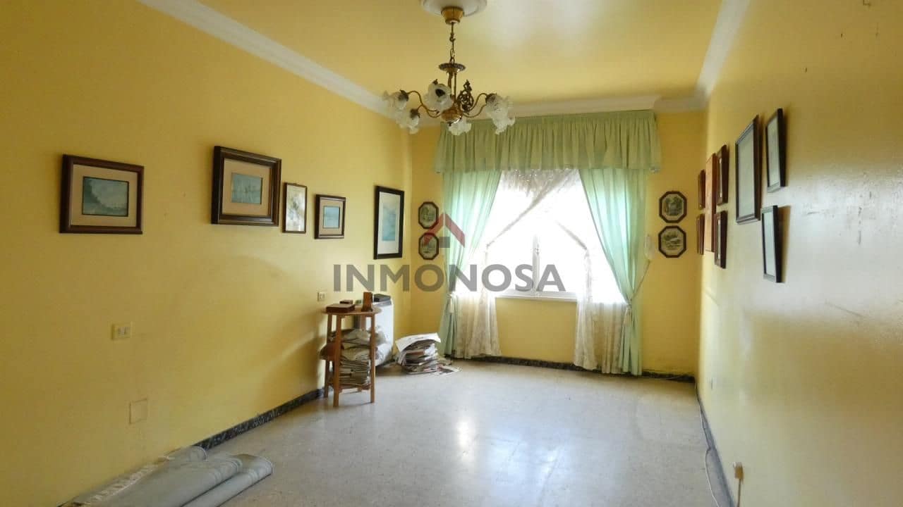 8 makuuhuone Maalaistalo myytävänä paikassa Ferrol mukana 
autotalli - 250 000 € (Ref: 9591992)