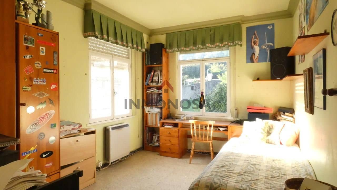 8 makuuhuone Maalaistalo myytävänä paikassa Ferrol mukana 
autotalli - 250 000 € (Ref: 9591992)