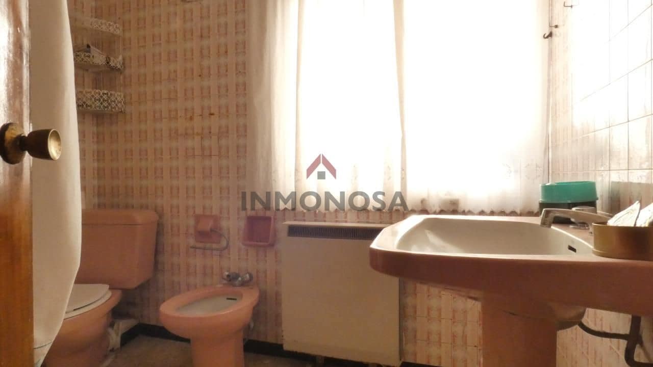 8 makuuhuone Maalaistalo myytävänä paikassa Ferrol mukana 
autotalli - 250 000 € (Ref: 9591992)