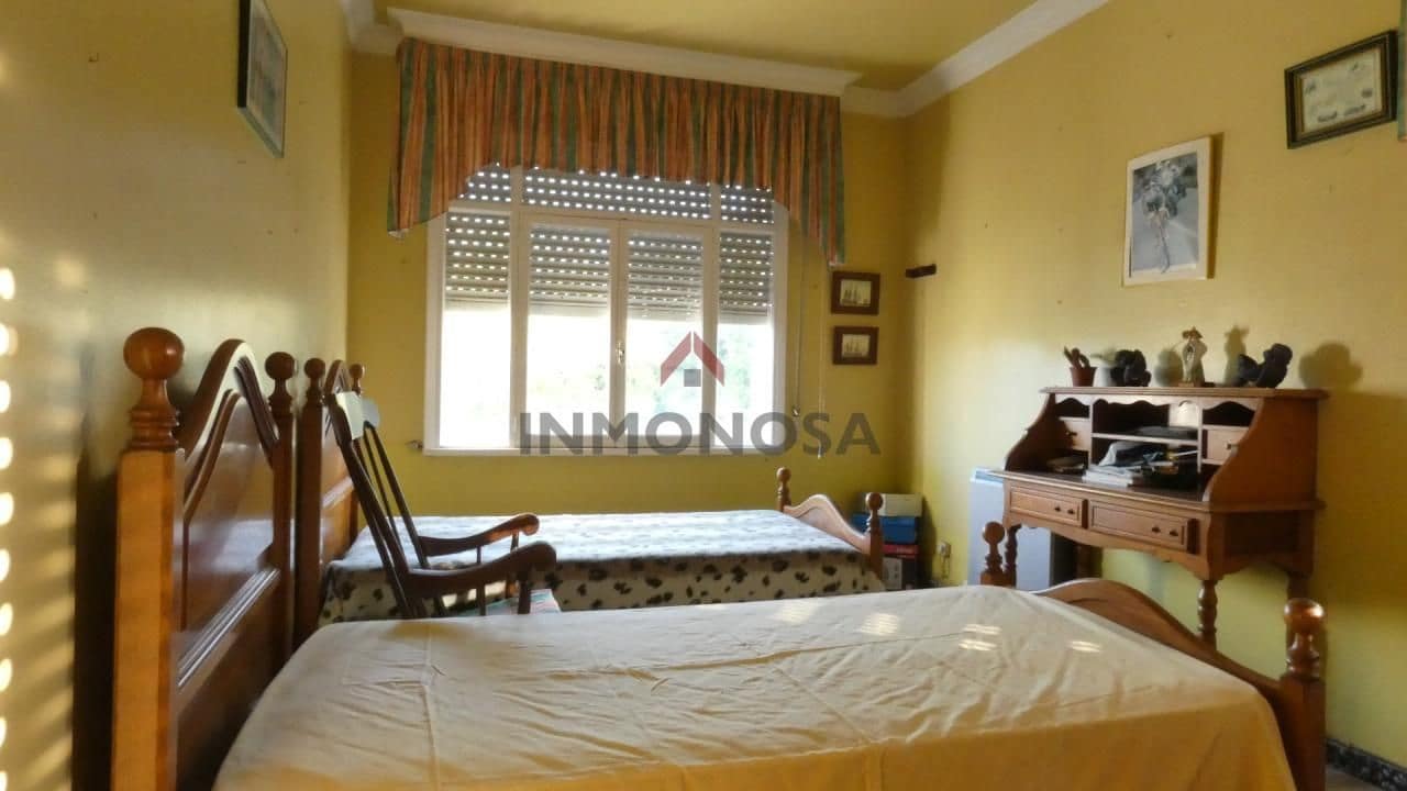 8 makuuhuone Maalaistalo myytävänä paikassa Ferrol mukana 
autotalli - 250 000 € (Ref: 9591992)