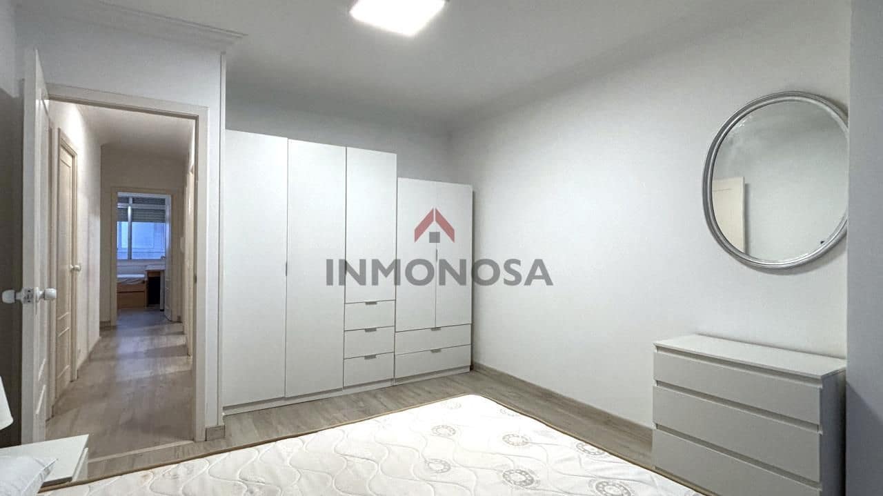 2 Zimmer Wohnung zu vermieten in Ferrol - 600 € (Ref: 9591994)