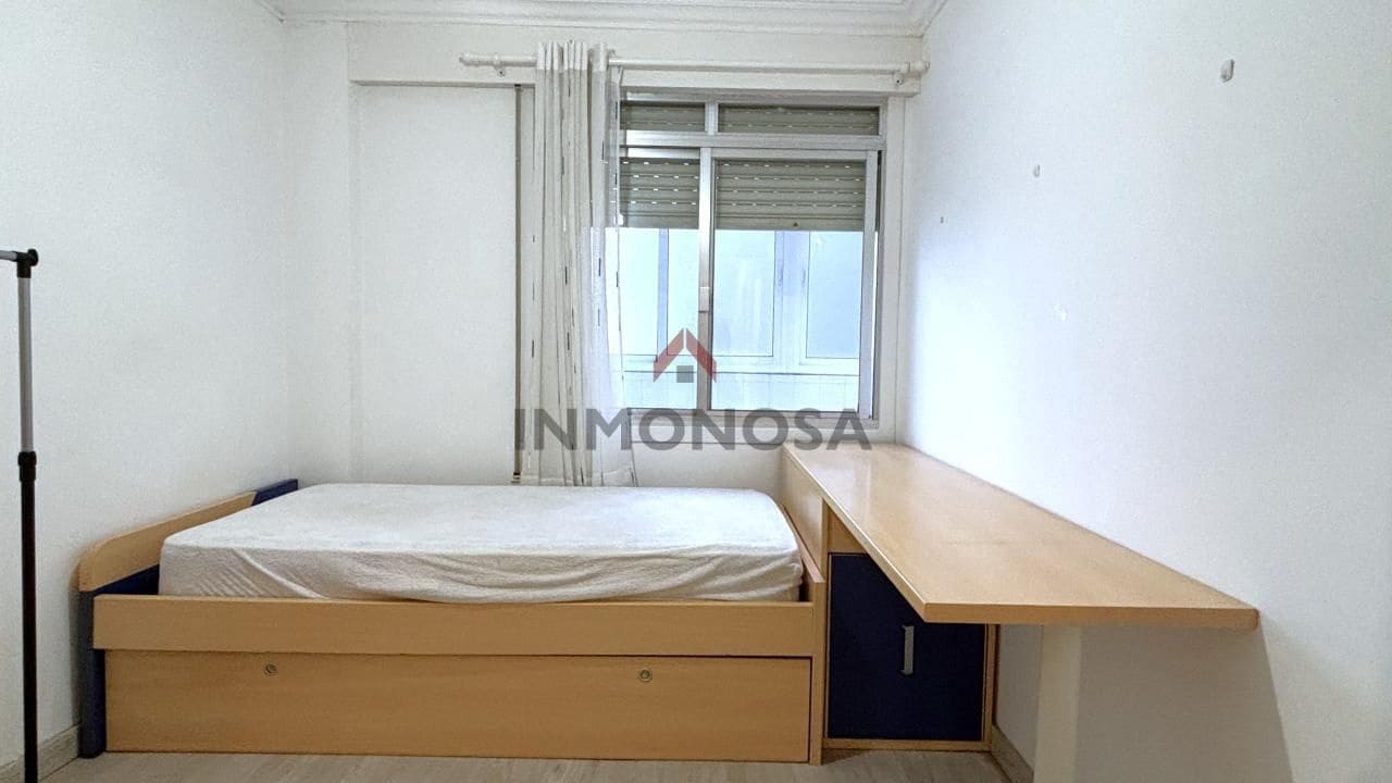 2 Zimmer Wohnung zu vermieten in Ferrol - 600 € (Ref: 9591994)
