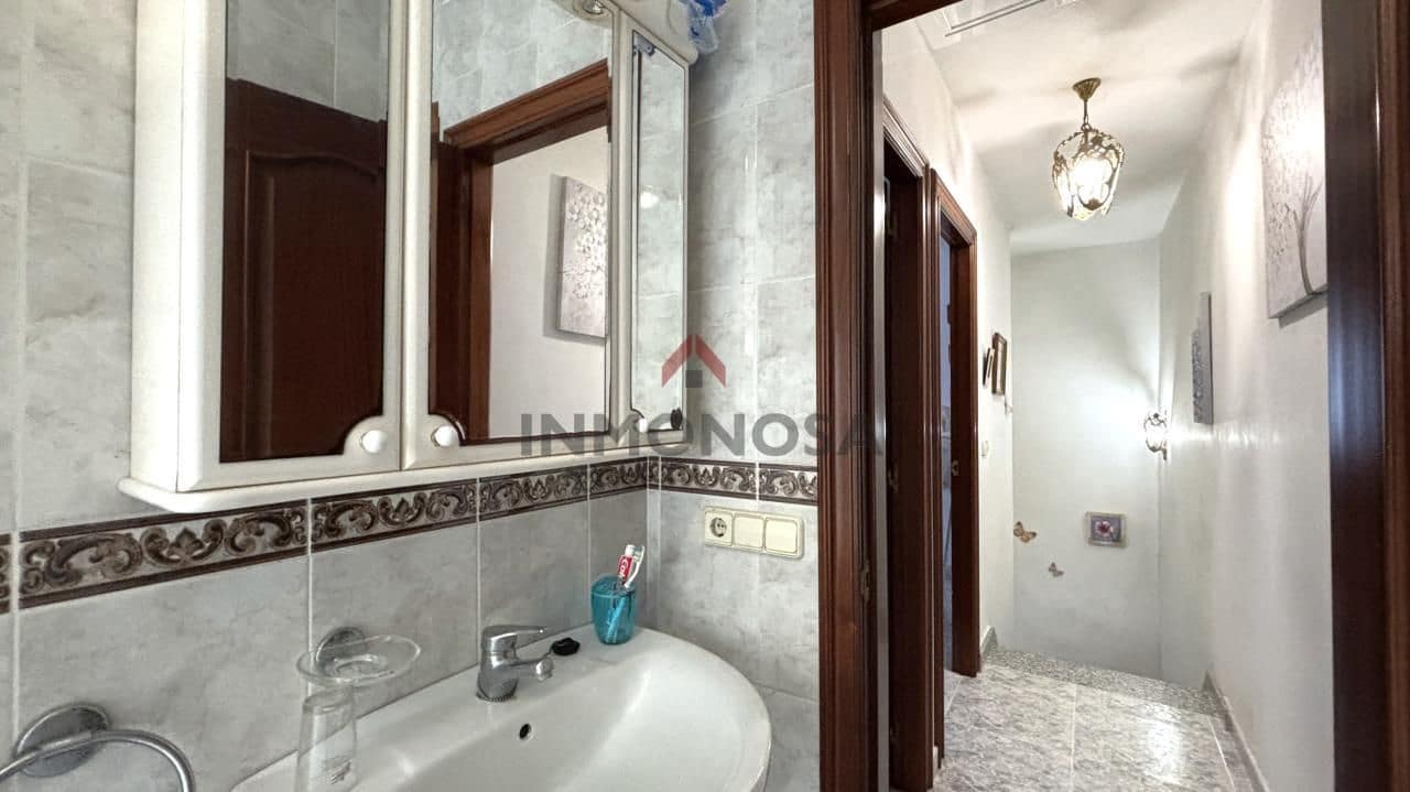 Pareado de 2 habitaciones en Neda en venta - 95.000 € (Ref: 9591998)