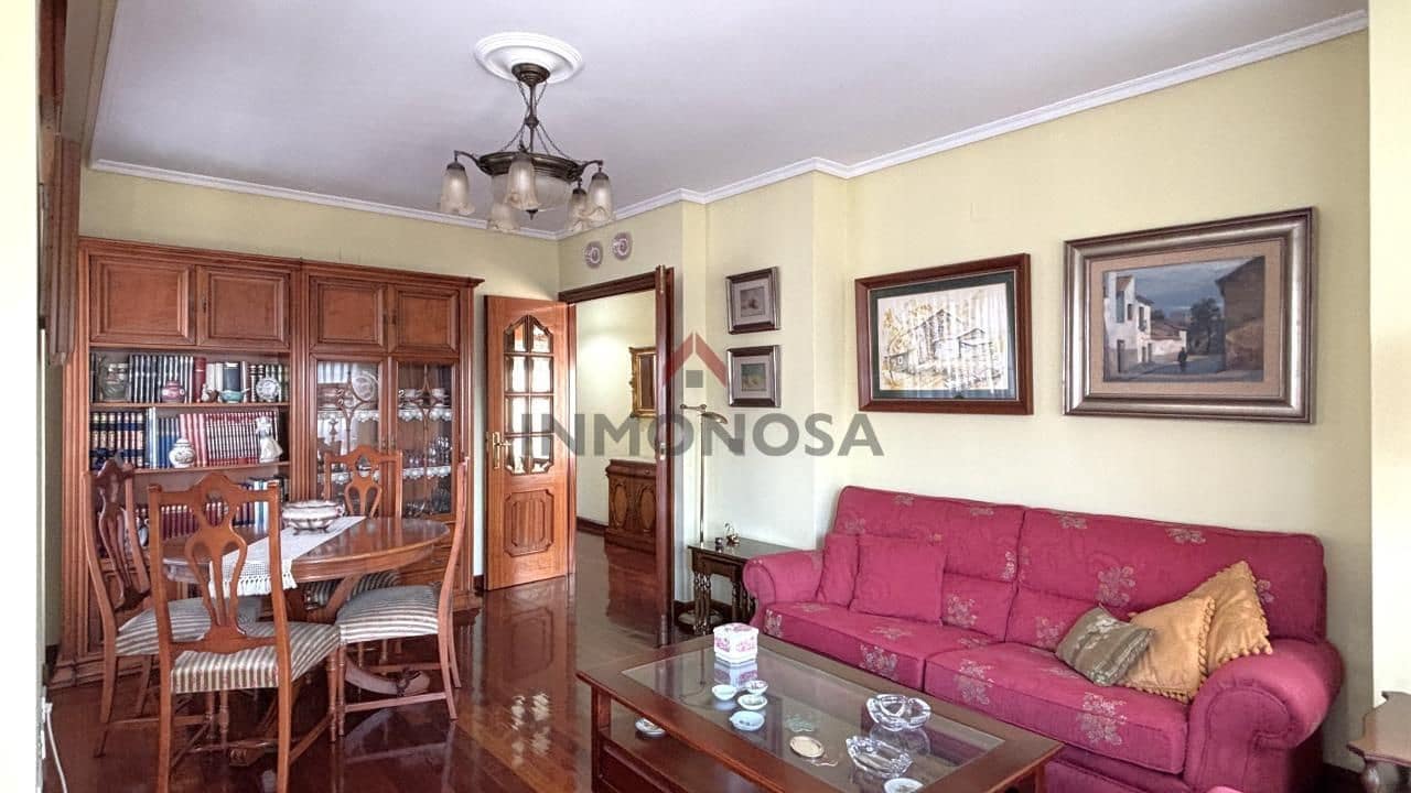 3 Zimmer Wohnung zu vermieten in Ferrol mit Garage - 1.000 € (Ref: 9591999)