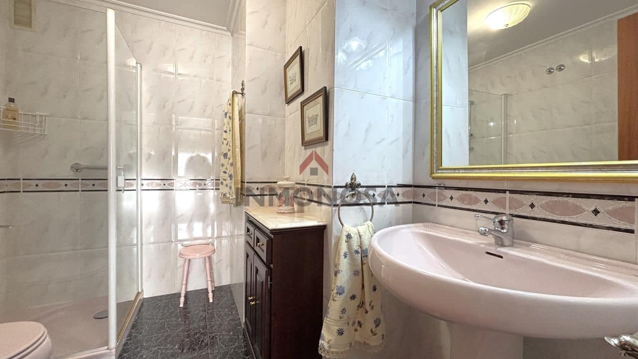 3 Zimmer Wohnung zu vermieten in Ferrol mit Garage - 1.000 € (Ref: 9591999)