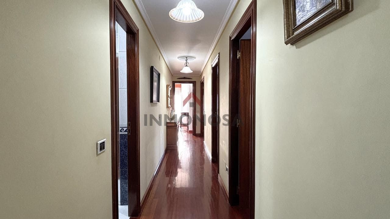 3 Zimmer Wohnung zu vermieten in Ferrol mit Garage - 1.000 € (Ref: 9591999)