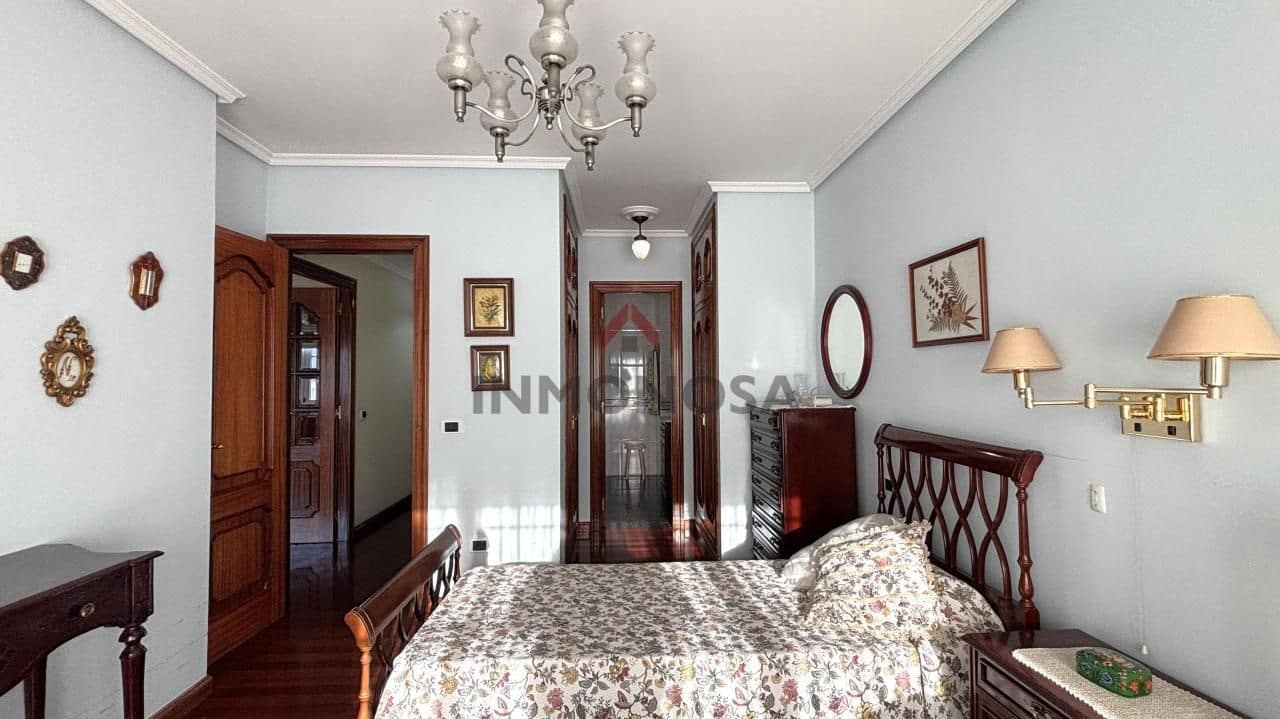 3 Zimmer Wohnung zu vermieten in Ferrol mit Garage - 1.000 € (Ref: 9591999)