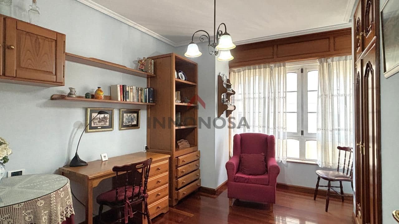 3 Zimmer Wohnung zu vermieten in Ferrol mit Garage - 1.000 € (Ref: 9591999)