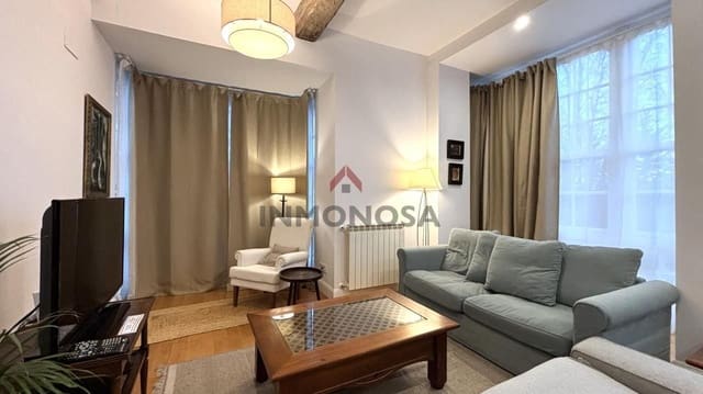 2 bedroom Flat for rent in Ferrol - € 800 (Ref: 9592000)