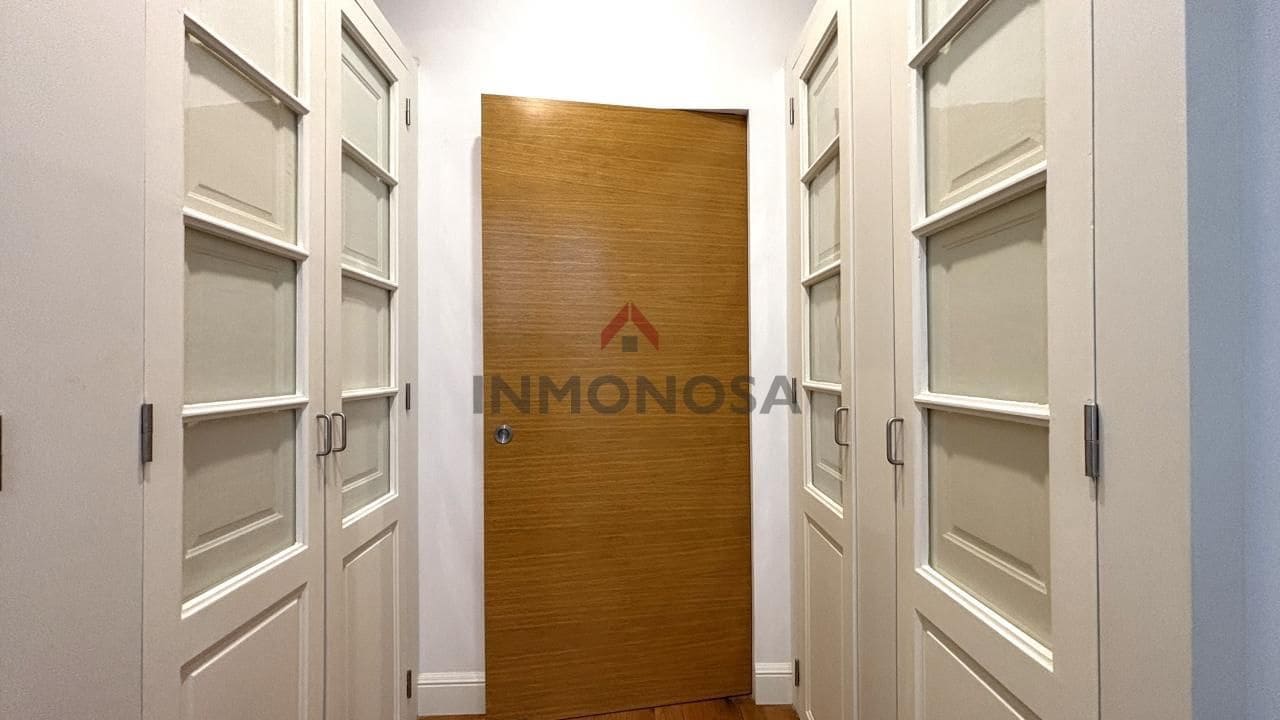 2 Zimmer Wohnung zu vermieten in Ferrol - 800 € (Ref: 9592000)